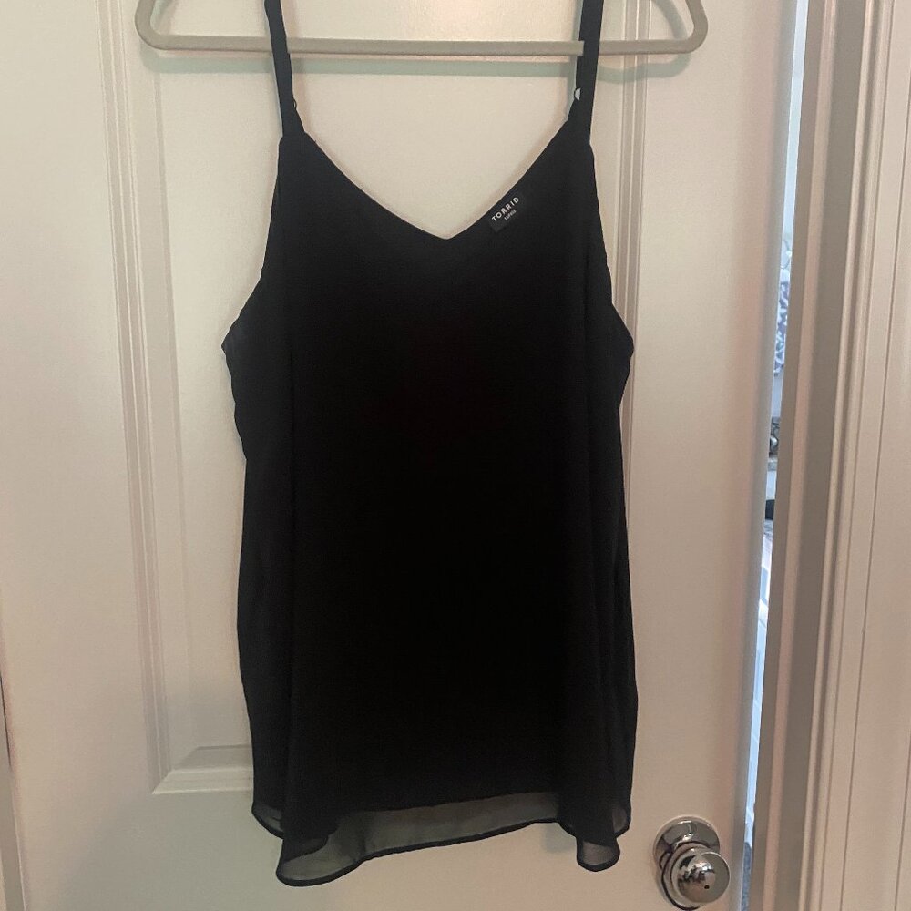Sophie swing tank